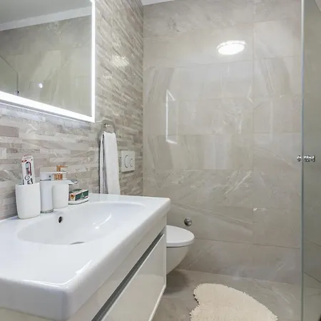 Apartment With Balcony Ocean Paradise Kastav
